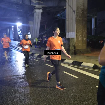 Runner Photo 7914079