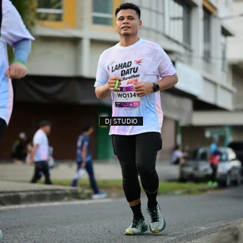 Runner Photo 7914082
