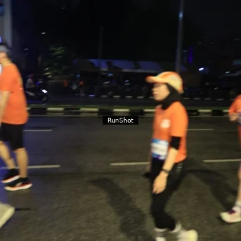 Runner Photo 7914104