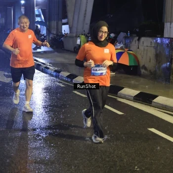 Runner Photo 7914105