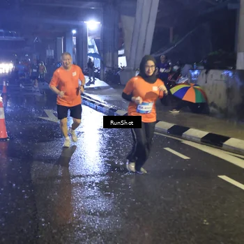 Runner Photo 7914108