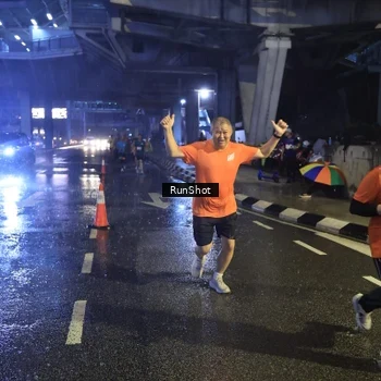 Runner Photo 7914125