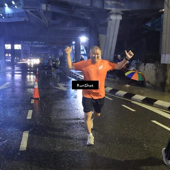 Runner Photo 7914135