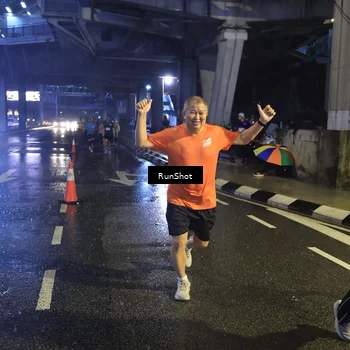 Runner Photo 7914137