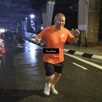 Runner Photo 7914157