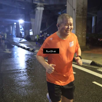 Runner Photo 7914162