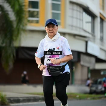 Runner Photo 7914165