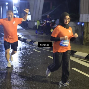 Runner Photo 7914167