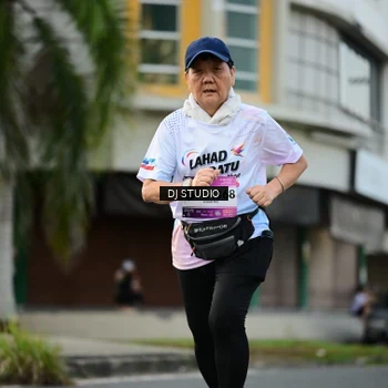 Runner Photo 7914172