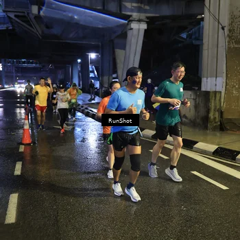 Runner Photo 7914182