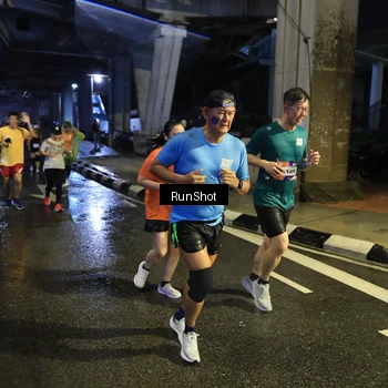 Runner Photo 7914187