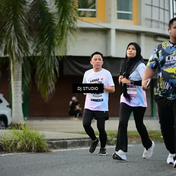 Runner Photo 7914189