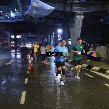 Runner Photo 7914191