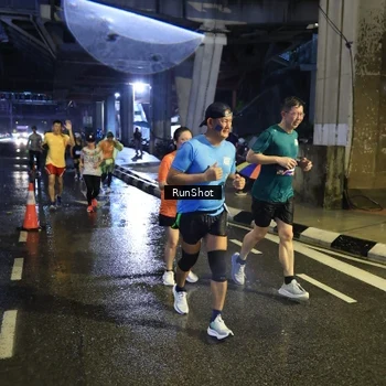 Runner Photo 7914197