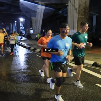 Runner Photo 7914202