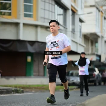 Runner Photo 7914213