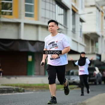 Runner Photo 7914219