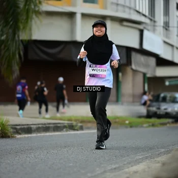 Runner Photo 7914235