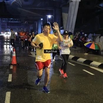 Runner Photo 7914236