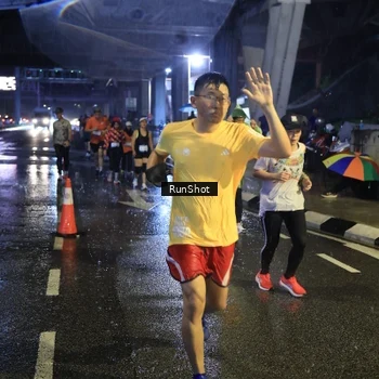 Runner Photo 7914243