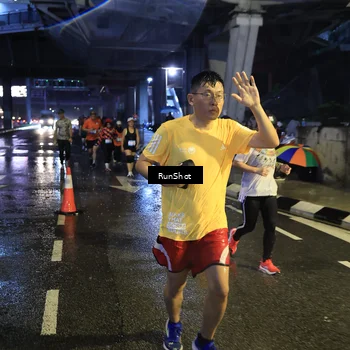 Runner Photo 7914246
