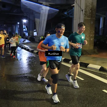 Runner Photo 7914253