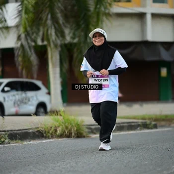 Runner Photo 7914283