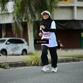 Runner Photo 7914284