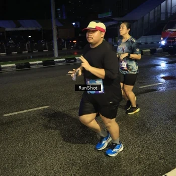 Runner Photo 7914294