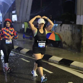 Runner Photo 7914298