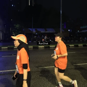 Runner Photo 7914302