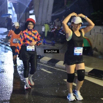 Runner Photo 7914311