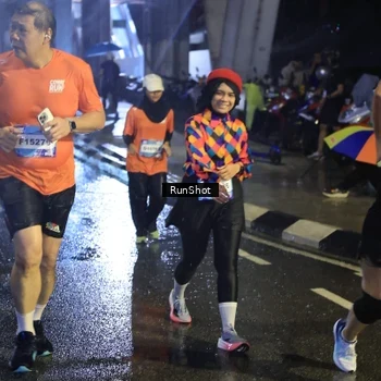 Runner Photo 7914316