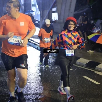 Runner Photo 7914329