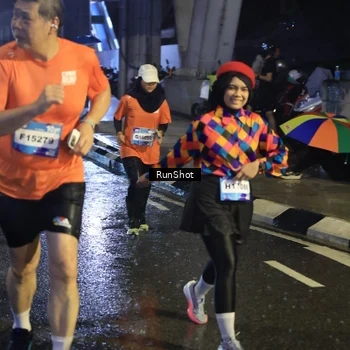 Runner Photo 7914333