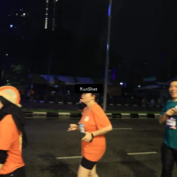 Runner Photo 7914345
