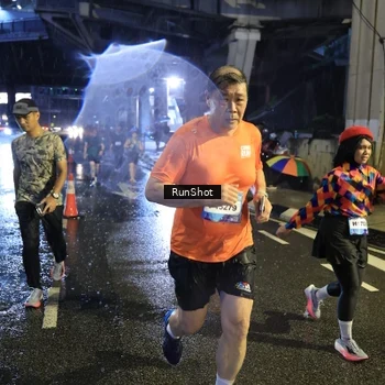 Runner Photo 7914356