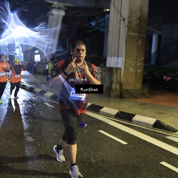 Runner Photo 7914451