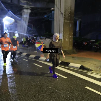 Runner Photo 7914489