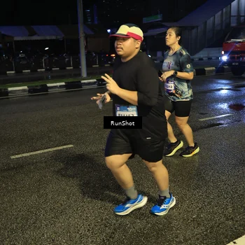 Runner Photo 7914499