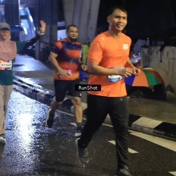 Runner Photo 7914608