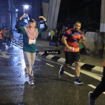 Runner Photo 7914625