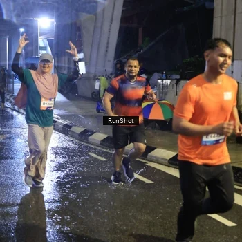 Runner Photo 7914627