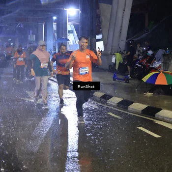 Runner Photo 7914631