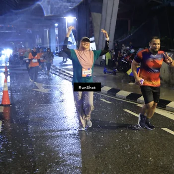 Runner Photo 7914637