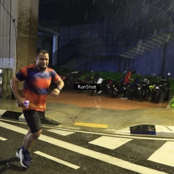 Runner Photo 7914659