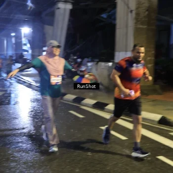 Runner Photo 7914664
