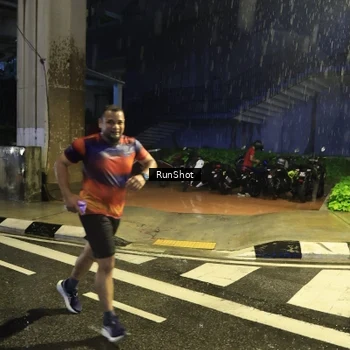 Runner Photo 7914701
