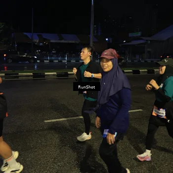 Runner Photo 7914718