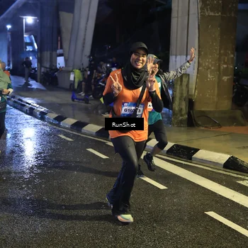 Runner Photo 7914741